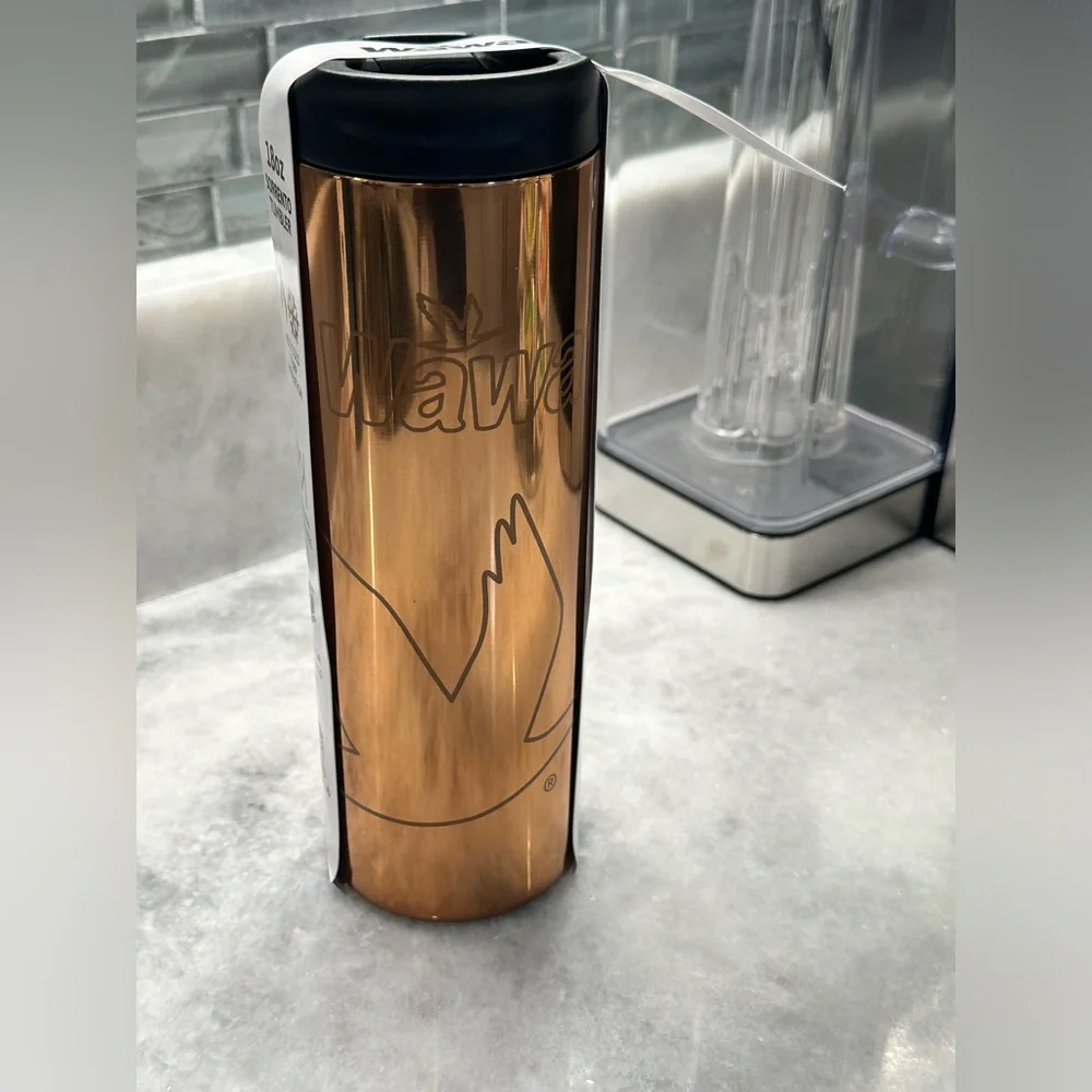 WAWA 2024 Limited Edition Fall Sorento WAWA Tumbler - 18oz - Picture 7 of 11